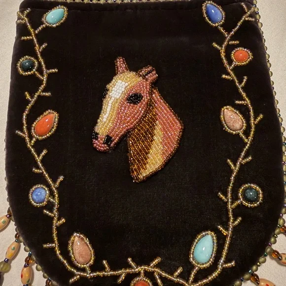 Vintage Velvet Beaded Horse Design Crossbody with Unique Detailing - Picture 3 of 10